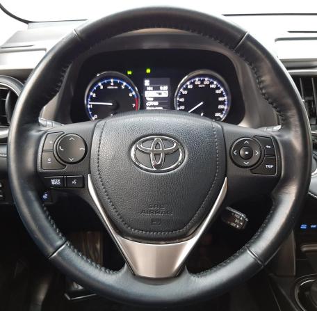 Toyota RAV4 IV (XA40) Рестайлинг с пробегом 2017 года, цена 2 850 000 рублей, 67036 км, внедорожник, Автокод Объявления