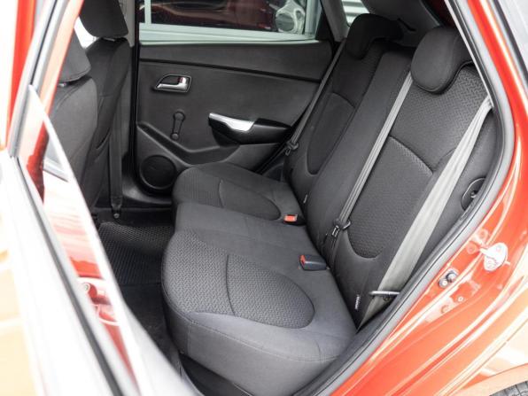 Kia Rio III с пробегом 2012 года, цена 695 000 рублей, 189400 км, хэтчбек, Автокод Объявления
