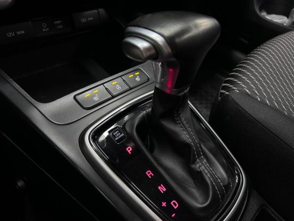 Kia Rio IV с пробегом 2018 года, цена 1 450 000 рублей, 85824 км, хэтчбек, Автокод Объявления