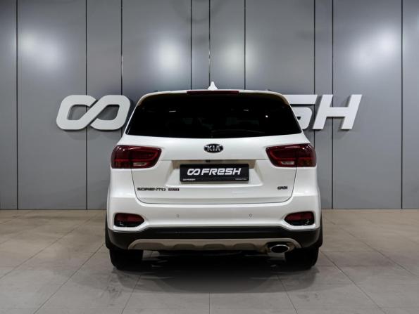 Kia Sorento III Prime Рестайлинг с пробегом 2018 года, цена 3 219 000 рублей, 99331 км, внедорожник, Автокод Объявления