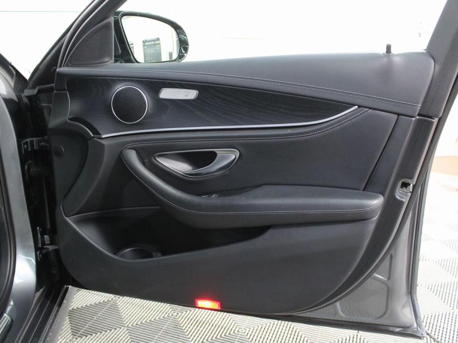 Mercedes-Benz E-Класс V (W213 S213 C238) Рестайлинг Москва  - изображение 25
