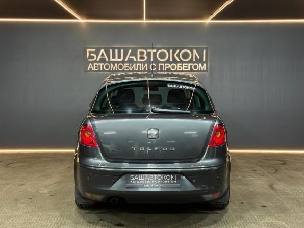 SEAT Toledo III с пробегом 2008 года, цена 535 000 рублей, 175061 км, хэтчбек, Автокод Объявления