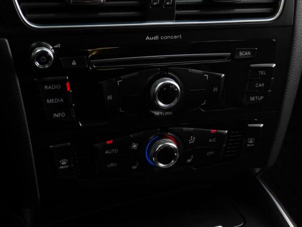 Audi Q5 I (8R) Рестайлинг с пробегом 2015 года, цена 2 199 000 рублей, 148127 км, внедорожник, Автокод Объявления