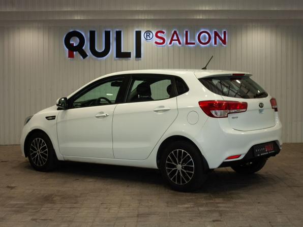 Kia Rio III Рестайлинг с пробегом 2015 года, цена 1 090 000 рублей, 157606 км, хэтчбек, Автокод Объявления