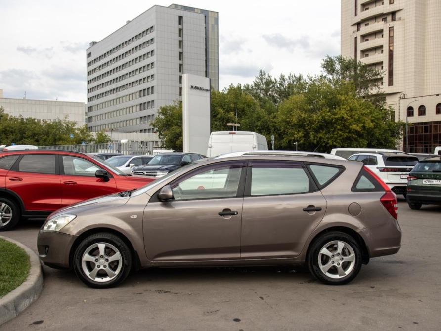 Kia Ceed I Москва  - изображение 7