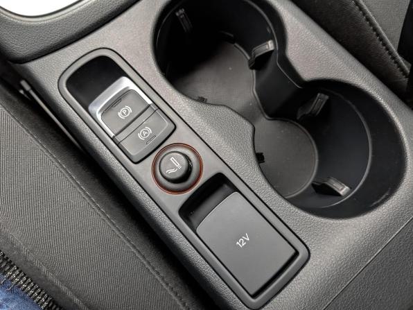 Audi Q3 I (8U) Рестайлинг с пробегом 2016 года, цена 1 865 000 рублей, 166477 км, внедорожник, Автокод Объявления