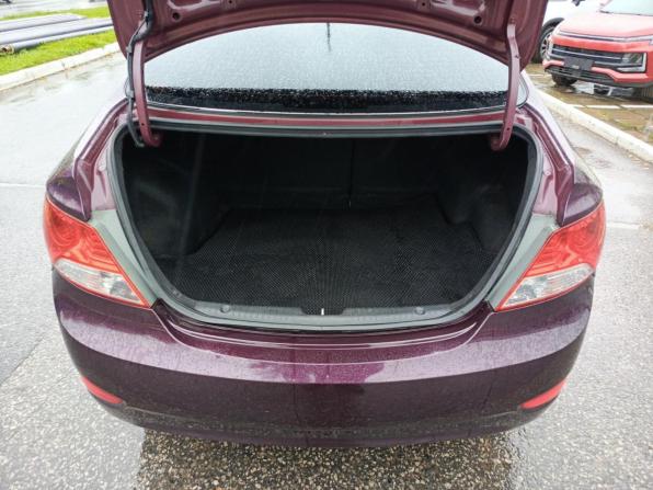 Hyundai Solaris I с пробегом 2012 года, цена 660 000 рублей, 110516 км, седан, Автокод Объявления
