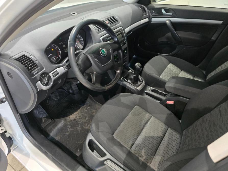 Skoda Octavia II (A5) Рестайлинг Самара  - изображение 8
