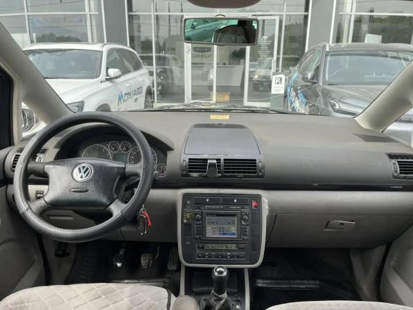 Volkswagen Sharan I Рестайлинг с пробегом 2001 года, цена 425 000 рублей, 346462 км, минивэн, Автокод Объявления