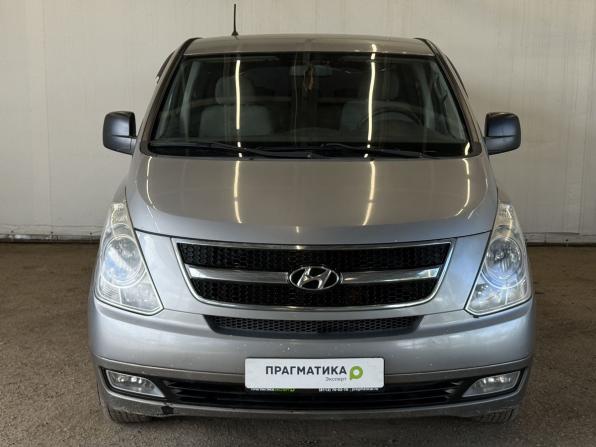 Hyundai H-1 II с пробегом 2011 года, цена 950 000 рублей, 220905 км, минивэн, Автокод Объявления