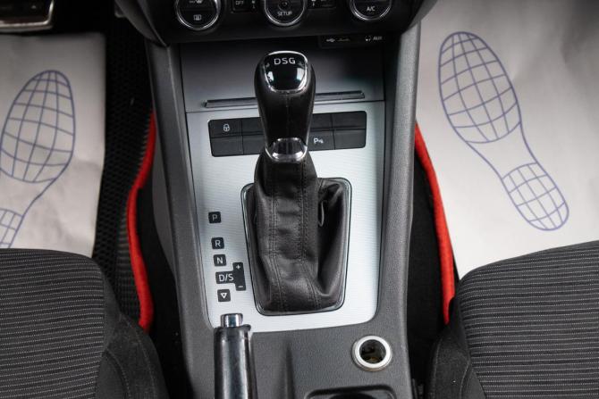 Skoda Octavia III (A7) с пробегом 2014 года, цена 1 089 000 рублей, 246251 км, лифтбек, Автокод Объявления