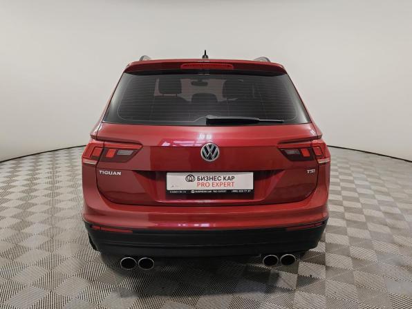 Volkswagen Tiguan II с пробегом 2017 года, цена 1 699 000 рублей, 214327 км, внедорожник, Автокод Объявления
