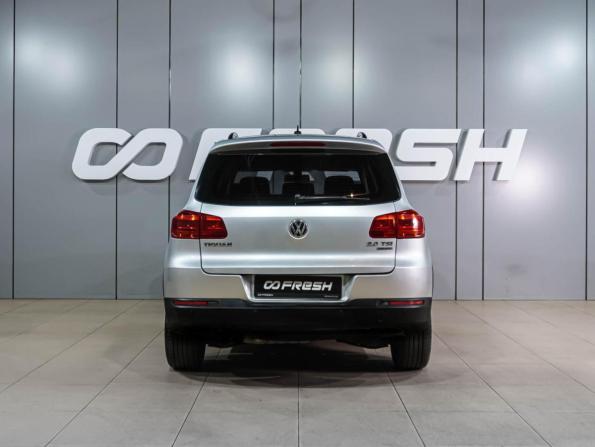 Volkswagen Tiguan I Рестайлинг с пробегом 2012 года, цена 1 199 000 рублей, 232949 км, внедорожник, Автокод Объявления