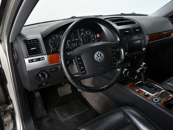 Volkswagen Touareg I с пробегом 2005 года, цена 880 000 рублей, 213748 км, внедорожник, Автокод Объявления