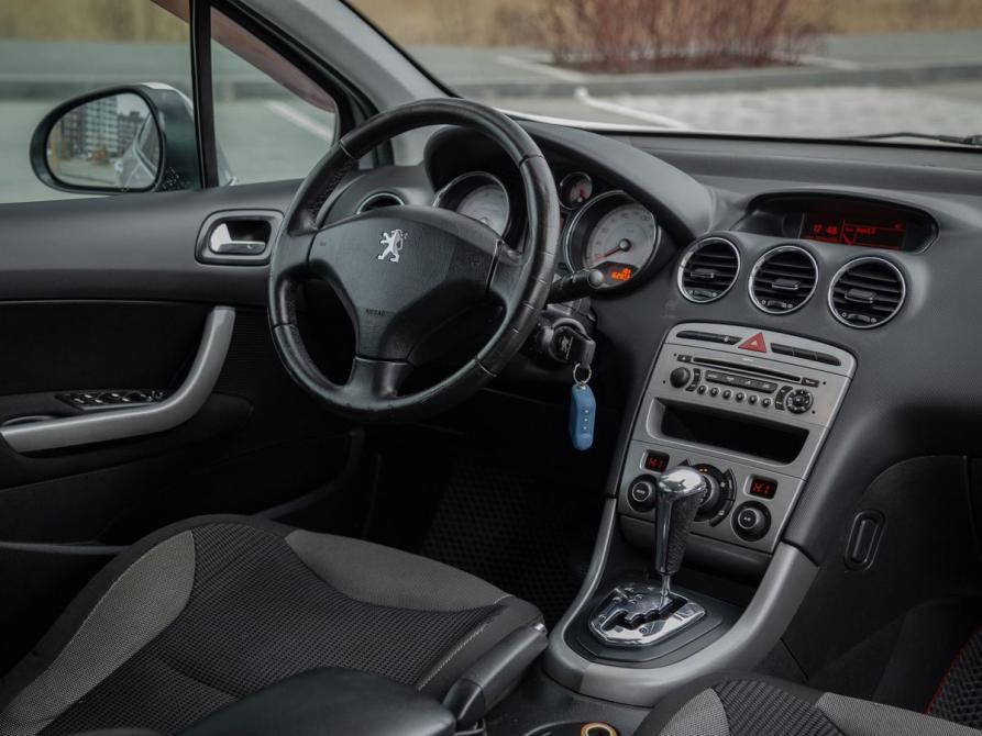 Peugeot 308 I Тюмень  - изображение 6