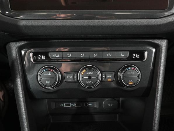Volkswagen Tiguan II с пробегом 2019 года, цена 3 149 000 рублей, 48414 км, внедорожник, Автокод Объявления