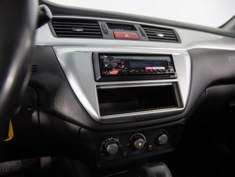 Mitsubishi Lancer IX Рестайлинг Санкт-Петербург  - изображение 16
