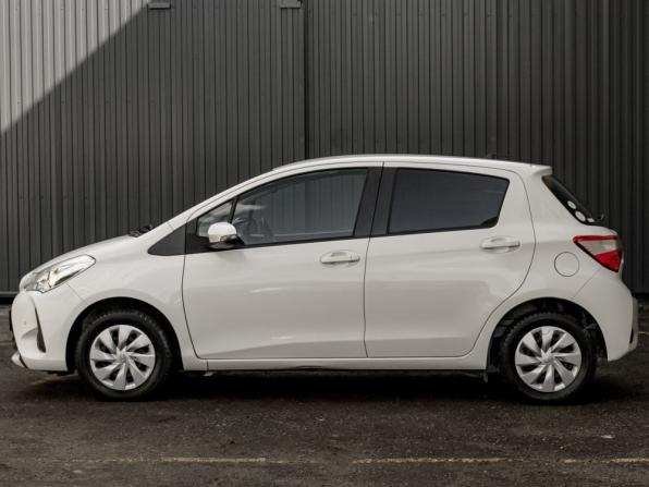 Toyota Vitz III (XP130) Рестайлинг 2 с пробегом 2019 года, цена 980 000 рублей, 98024 км, хэтчбек, Автокод Объявления