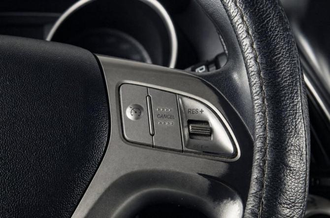 Hyundai ix35 I с пробегом 2010 года, цена 1 299 000 рублей, 165000 км, внедорожник, Автокод Объявления