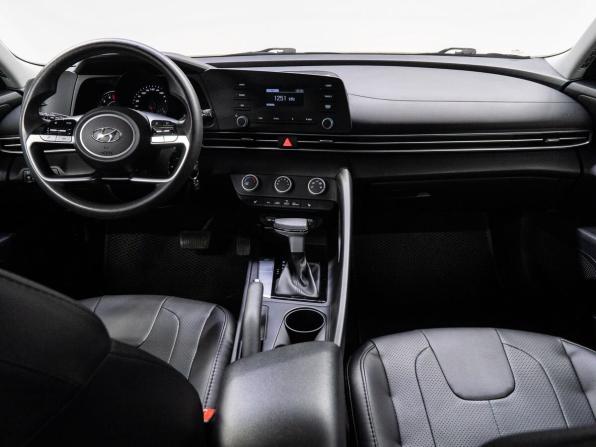 Hyundai Elantra VII (CN7) с пробегом 2022 года, цена 1 849 000 рублей, 45093 км, седан, Автокод Объявления