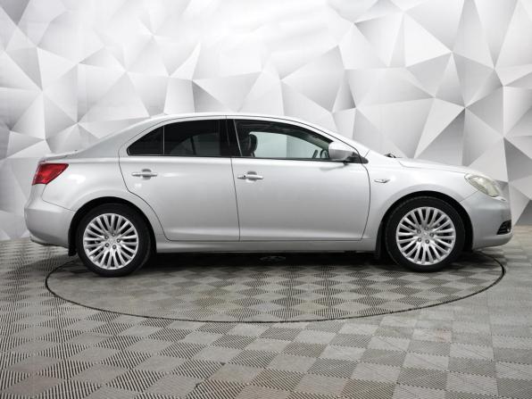 Suzuki Kizashi с пробегом 2011 года, цена 880 000 рублей, 189259 км, седан, Автокод Объявления