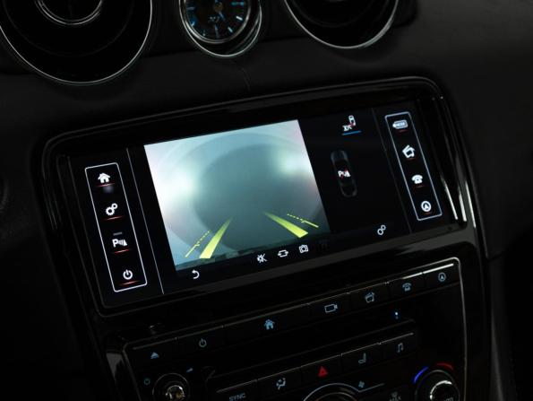 Jaguar XJ IV (X351) Рестайлинг с пробегом 2016 года, цена 1 950 000 рублей, 170929 км, седан, Автокод Объявления