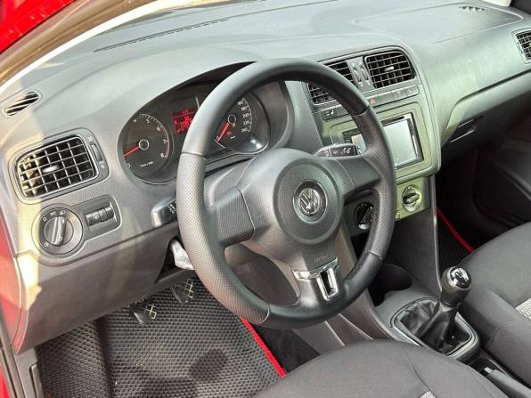 Volkswagen Polo V с пробегом 2012 года, цена 800 000 рублей, 234000 км, седан, Автокод Объявления