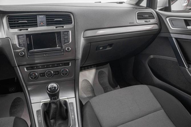 Volkswagen Golf VII с пробегом 2014 года, цена 989 000 рублей, 214000 км, хэтчбек, Автокод Объявления