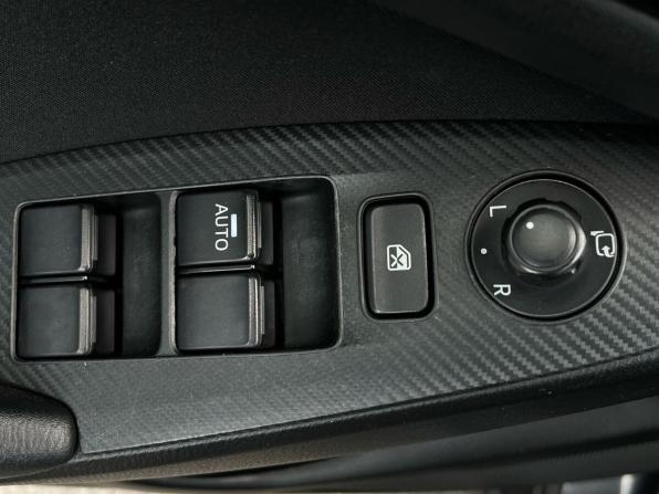 Mazda 3 III (BM) с пробегом 2014 года, цена 990 000 рублей, 167600 км, хэтчбек, Автокод Объявления