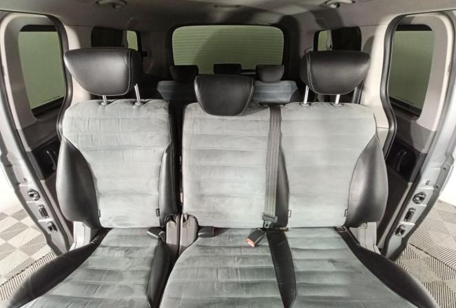 Hyundai H-1 II с пробегом 2014 года, цена 1 730 000 рублей, 217252 км, минивэн, Автокод Объявления