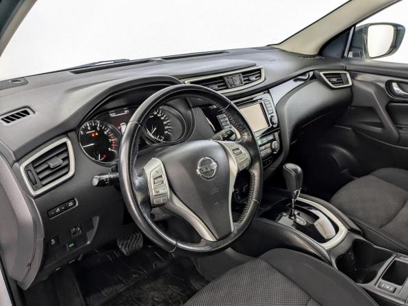 Nissan Qashqai II с пробегом 2018 года, цена 1 485 000 рублей, 125266 км, внедорожник, Автокод Объявления