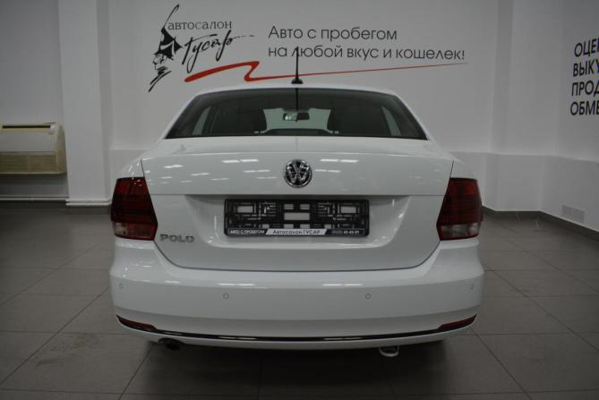 Volkswagen Polo V Рестайлинг с пробегом 2020 года, цена 1 379 000 рублей, 105000 км, седан, Автокод Объявления