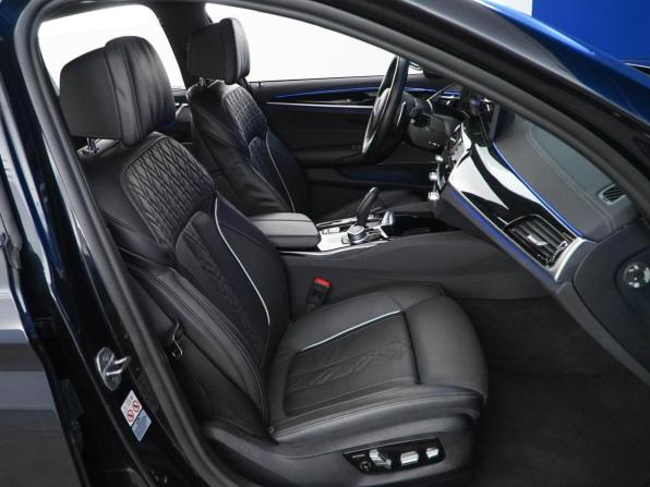 BMW 5 серии VII (G30/G31/G38) Рестайлинг с пробегом 2022 года, цена 5 648 888 рублей, 39371 км, седан, Автокод Объявления