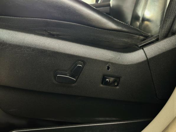 Chrysler Voyager V Рестайлинг с пробегом 2014 года, цена 1 280 000 рублей, 256190 км, минивэн, Автокод Объявления