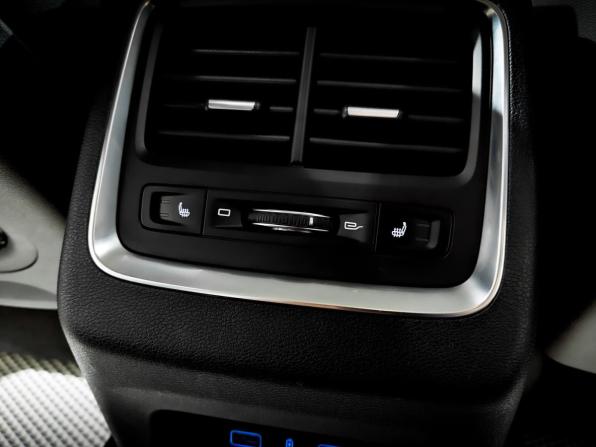 Geely Atlas Pro с пробегом 2024 года, цена 2 215 000 рублей, 58694 км, внедорожник, Автокод Объявления