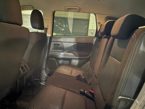 Mitsubishi Outlander III Рестайлинг 3 с пробегом 2019 года, цена 1 849 000 рублей, 106500 км, внедорожник, Автокод Объявления