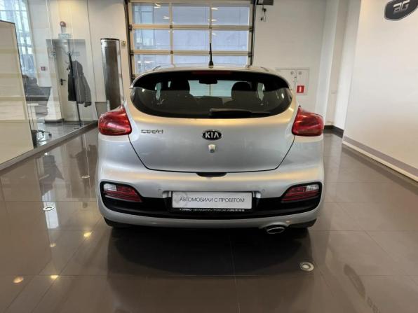 Kia Ceed II с пробегом 2013 года, цена 970 000 рублей, 197582 км, хэтчбек, Автокод Объявления