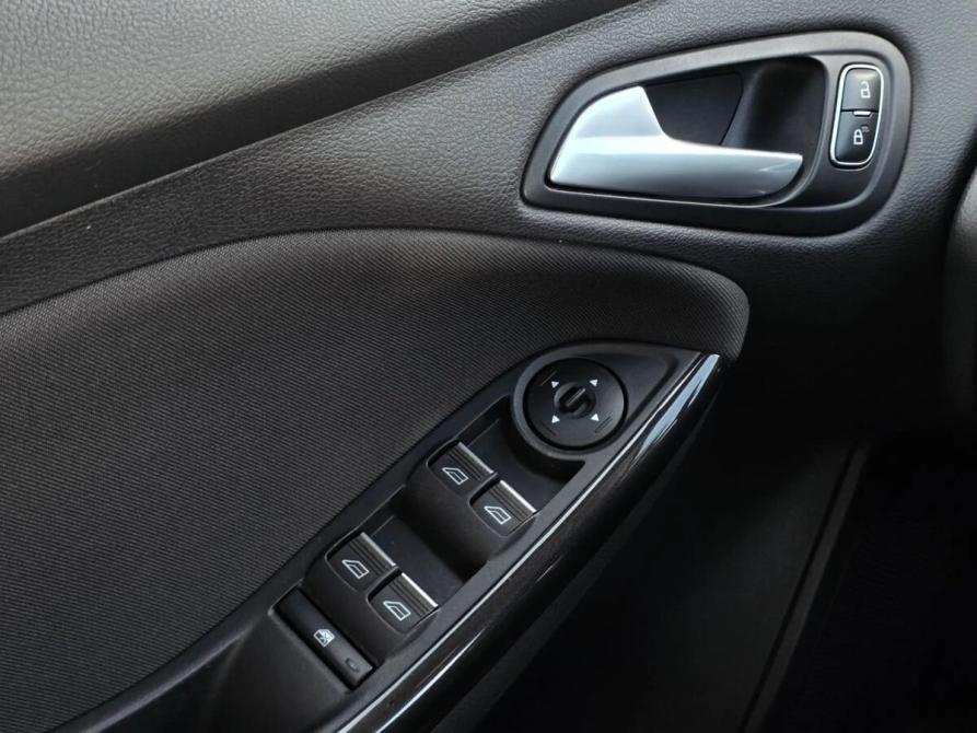 Ford Focus III Рестайлинг Санкт-Петербург  - изображение 14