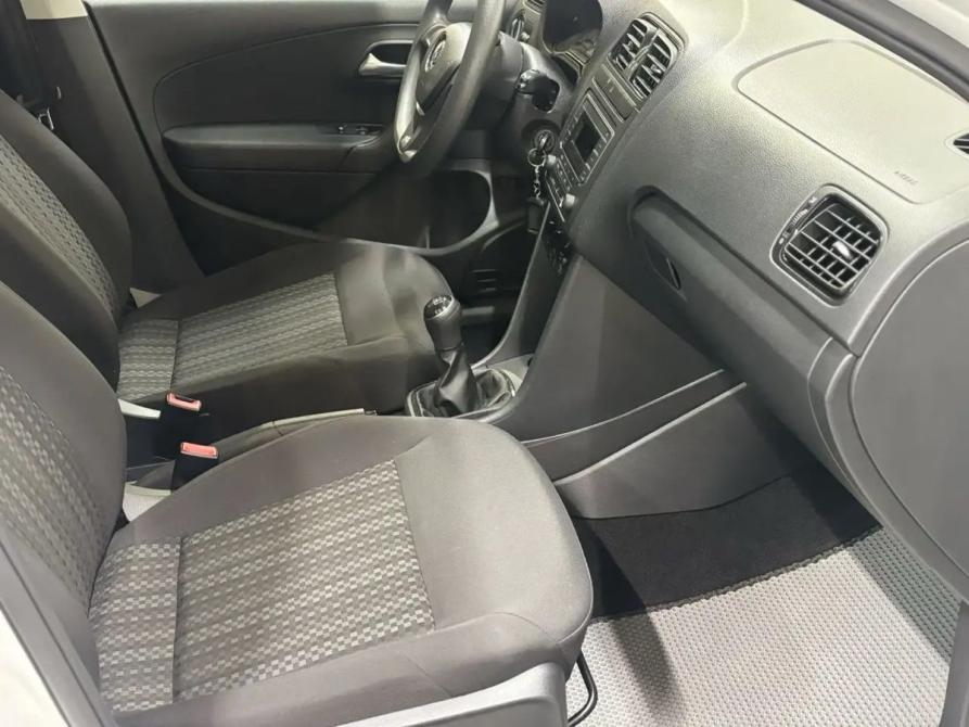 Volkswagen Polo V Рестайлинг Саратов  - изображение 8