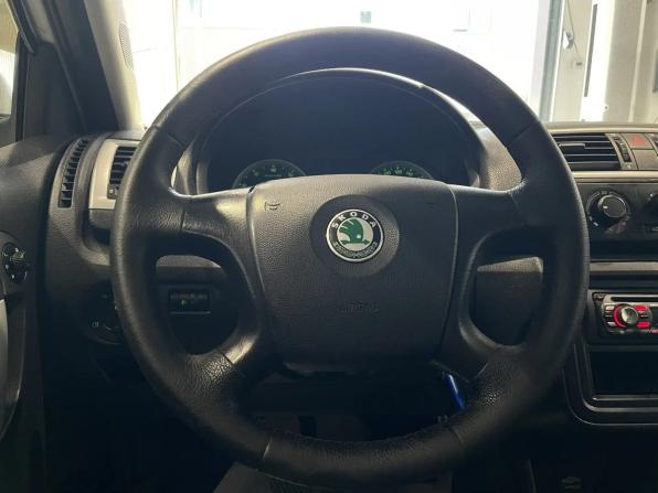 Skoda Fabia II с пробегом 2009 года, цена 419 000 рублей, 300000 км, универсал, Автокод Объявления