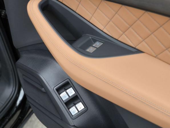 Audi Q6 с пробегом 2024 года, цена 6 800 000 рублей, 25659 км, внедорожник, Автокод Объявления