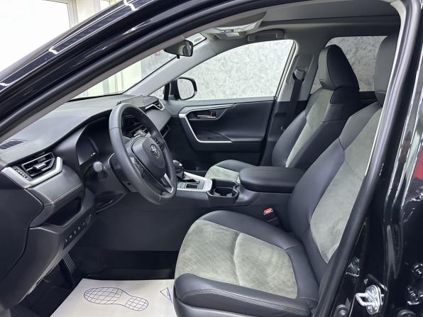 Toyota RAV4 V (XA50) с пробегом 2025 года, цена 3 990 000 рублей, 2542 км, внедорожник, Автокод Объявления