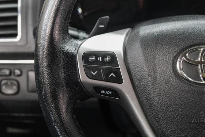 Toyota Avensis III Рестайлинг с пробегом 2012 года, цена 1 529 000 рублей, 165500 км, седан, Автокод Объявления