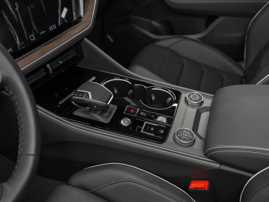 Volkswagen Touareg III Рестайлинг Москва  - изображение 15