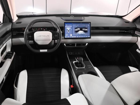 JETOUR DASHING I с пробегом 2023 года, цена 1 820 000 рублей, 105758 км, внедорожник, Автокод Объявления