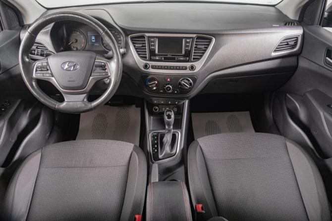 Hyundai Solaris II с пробегом 2018 года, цена 1 399 000 рублей, 69000 км, седан, Автокод Объявления