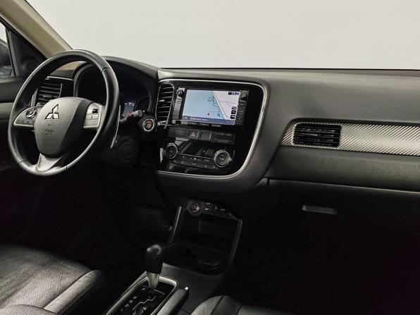 Mitsubishi Outlander III с пробегом 2013 года, цена 1 369 000 рублей, 222799 км, внедорожник, Автокод Объявления