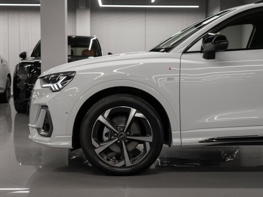 Audi Q3 II (F3) Москва  - изображение 24