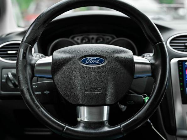 Ford Focus II Рестайлинг с пробегом 2008 года, цена 399 000 рублей, 332004 км, седан, Автокод Объявления