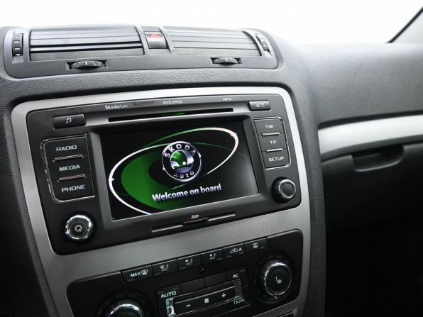 Skoda Octavia II (A5) Рестайлинг с пробегом 2013 года, цена 1 129 900 рублей, 162000 км, лифтбек, Автокод Объявления